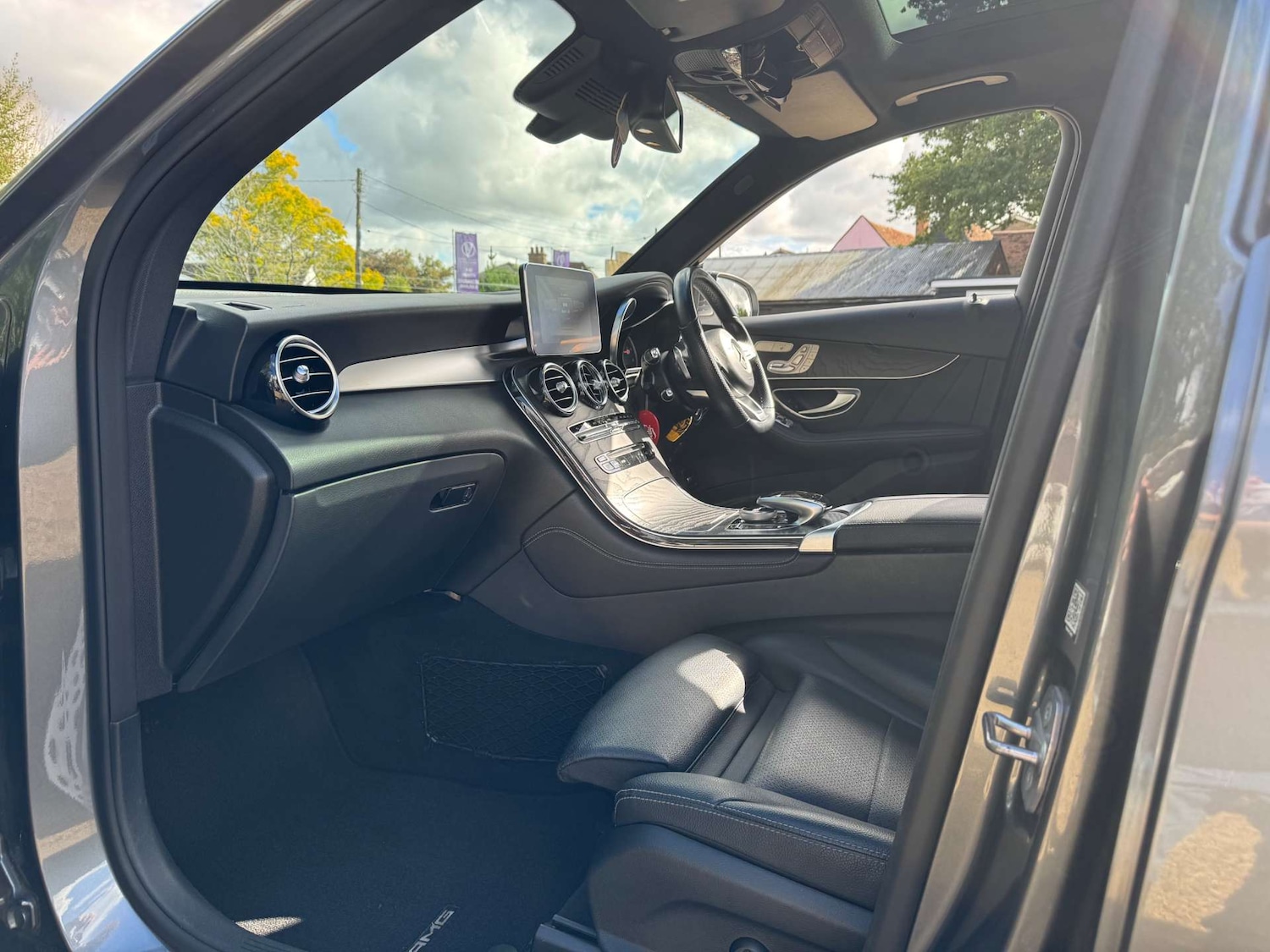 Used Mercedes-Benz GLC 2017 for sale - 76037440: Photo 15