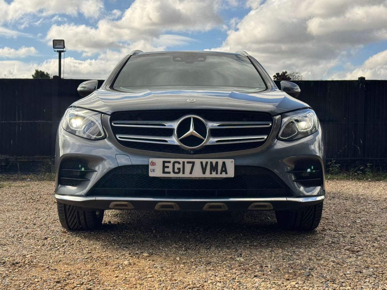 Used Mercedes-Benz GLC 2017 for sale - 76037440: Photo 2