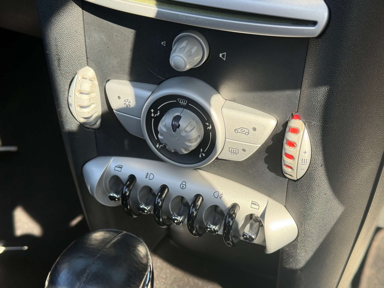 Used MINI Hatch 2008 for sale - 77903074: Photo 19