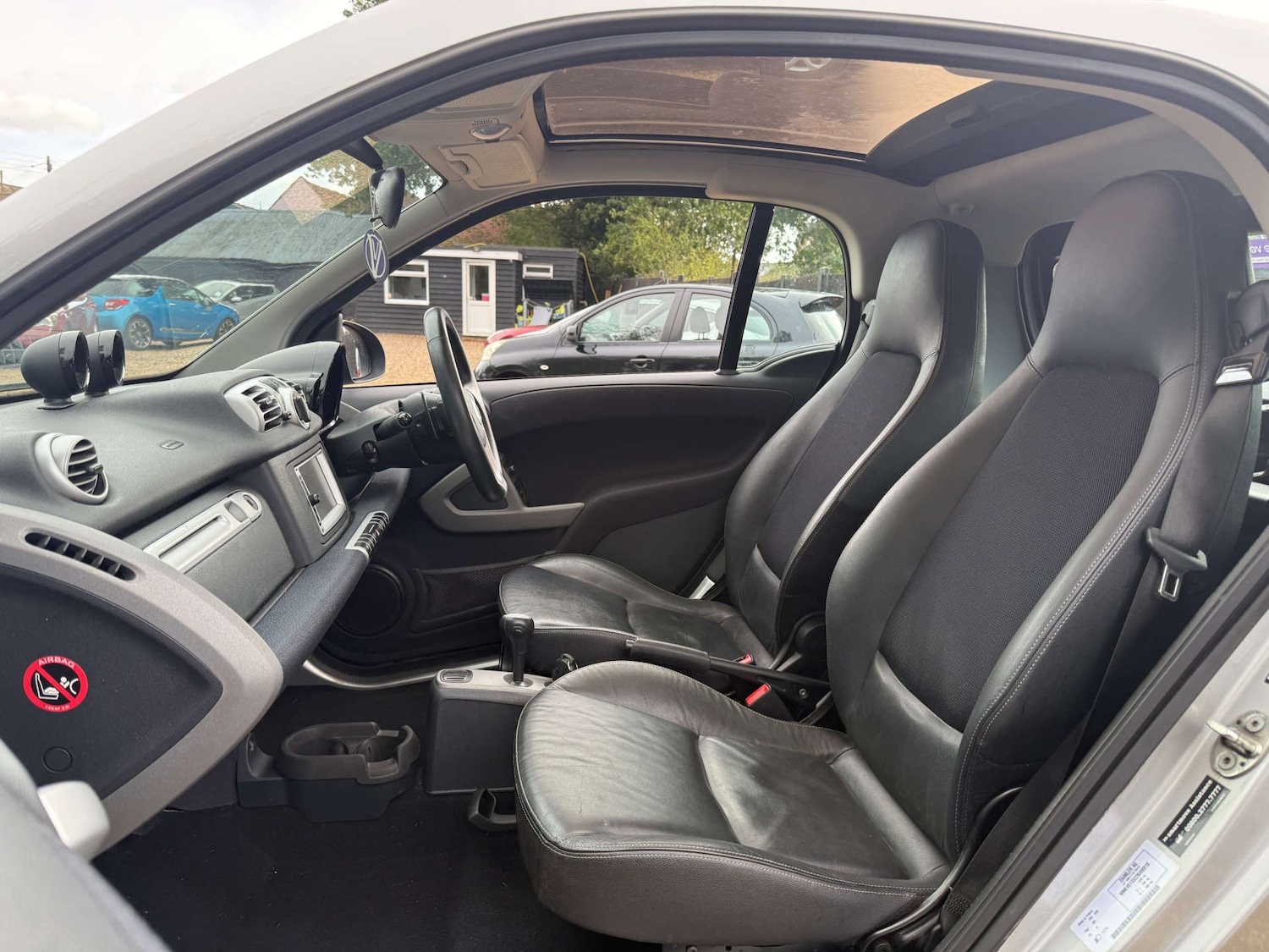 Used smart fortwo 2011 for sale - 76065858: Photo 14