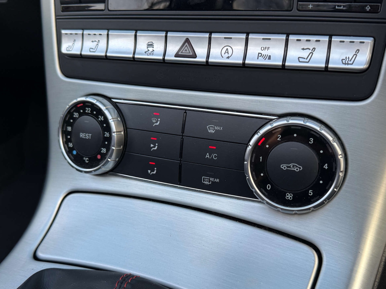 Used Mercedes-Benz SLK 2014 for sale - 78030914: Photo 22