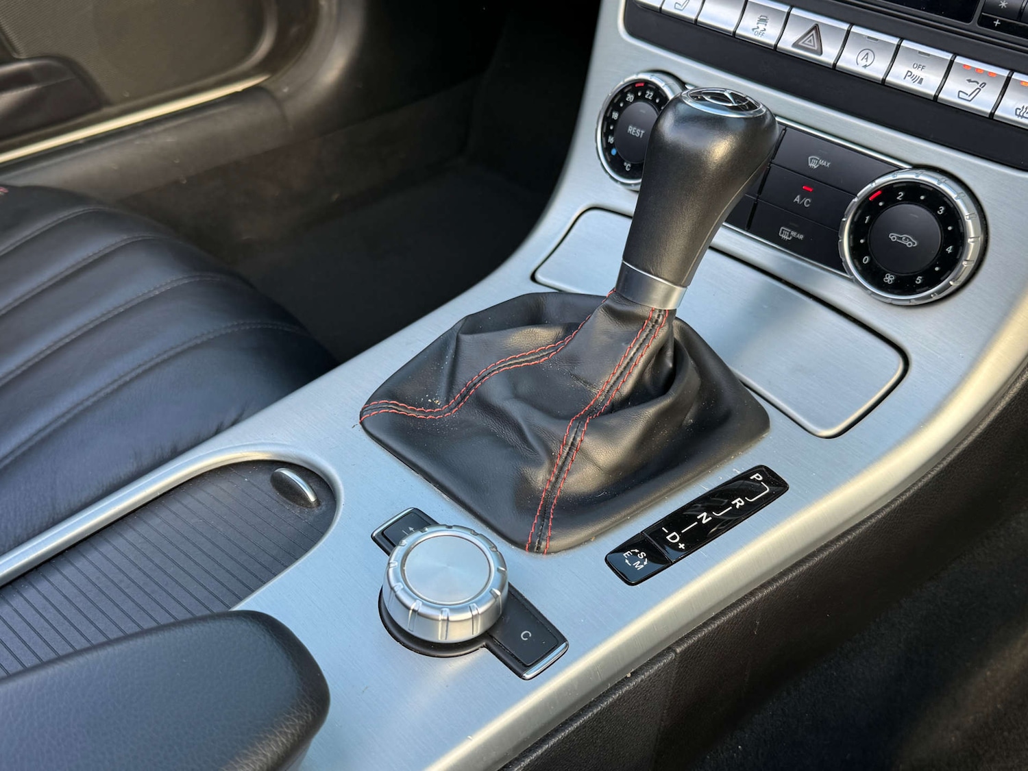 Used Mercedes-Benz SLK 2014 for sale - 78030914: Photo 23