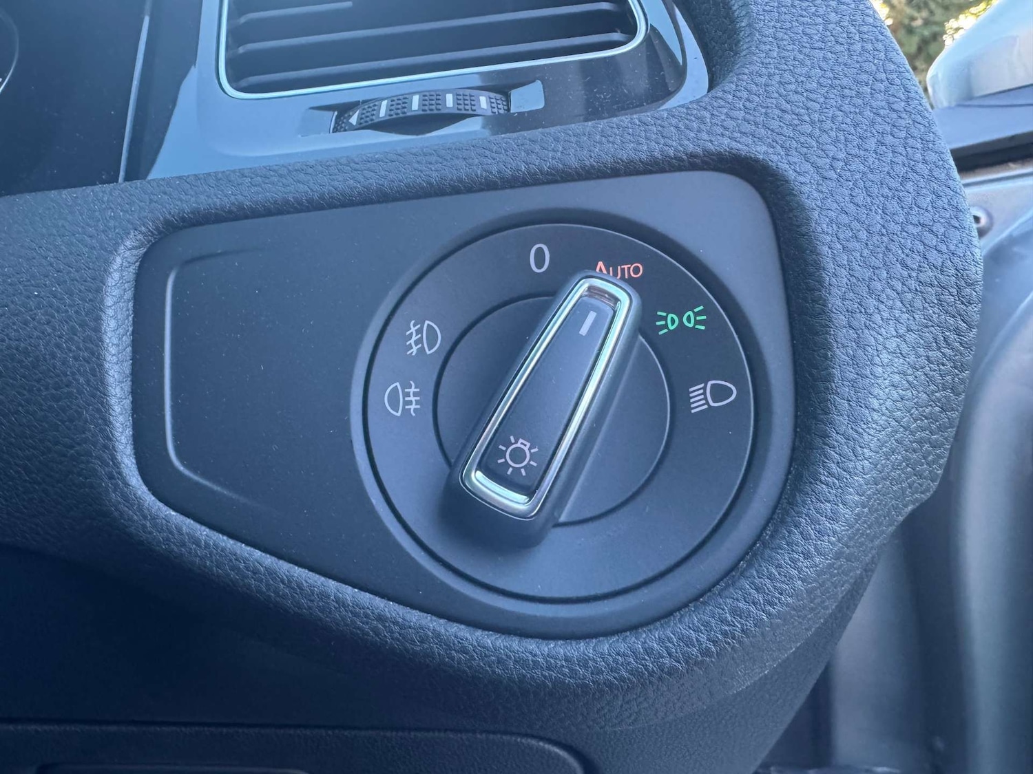 Used Volkswagen Golf 2019 for sale - 77115878: Photo 15