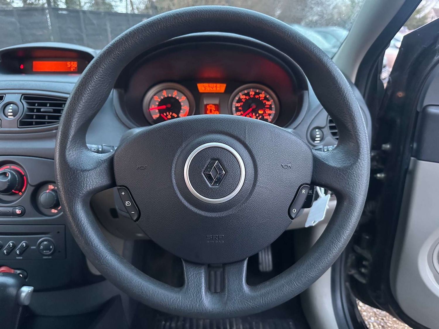 Used Renault Clio 2006 for sale - 77107837: Photo 17