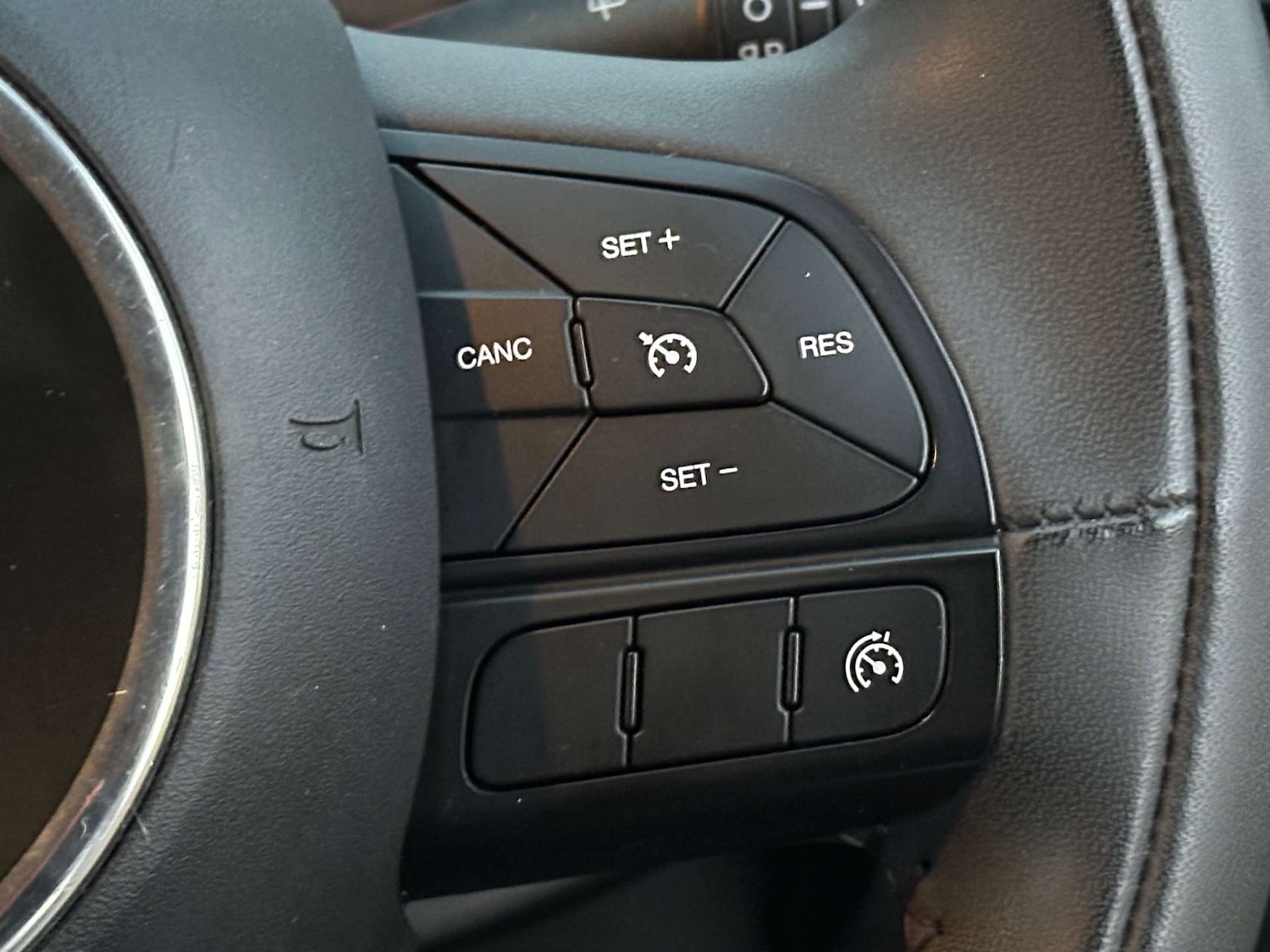 Used Fiat 500X 2015 for sale - 77394913: Photo 25