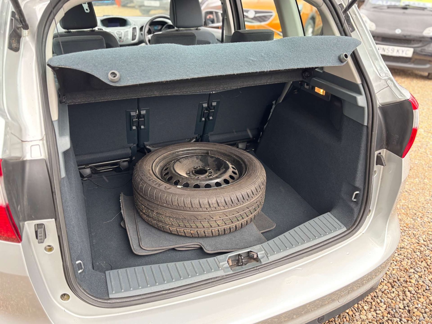 Used Ford C-Max 2011 for sale - 77989867: Photo 13