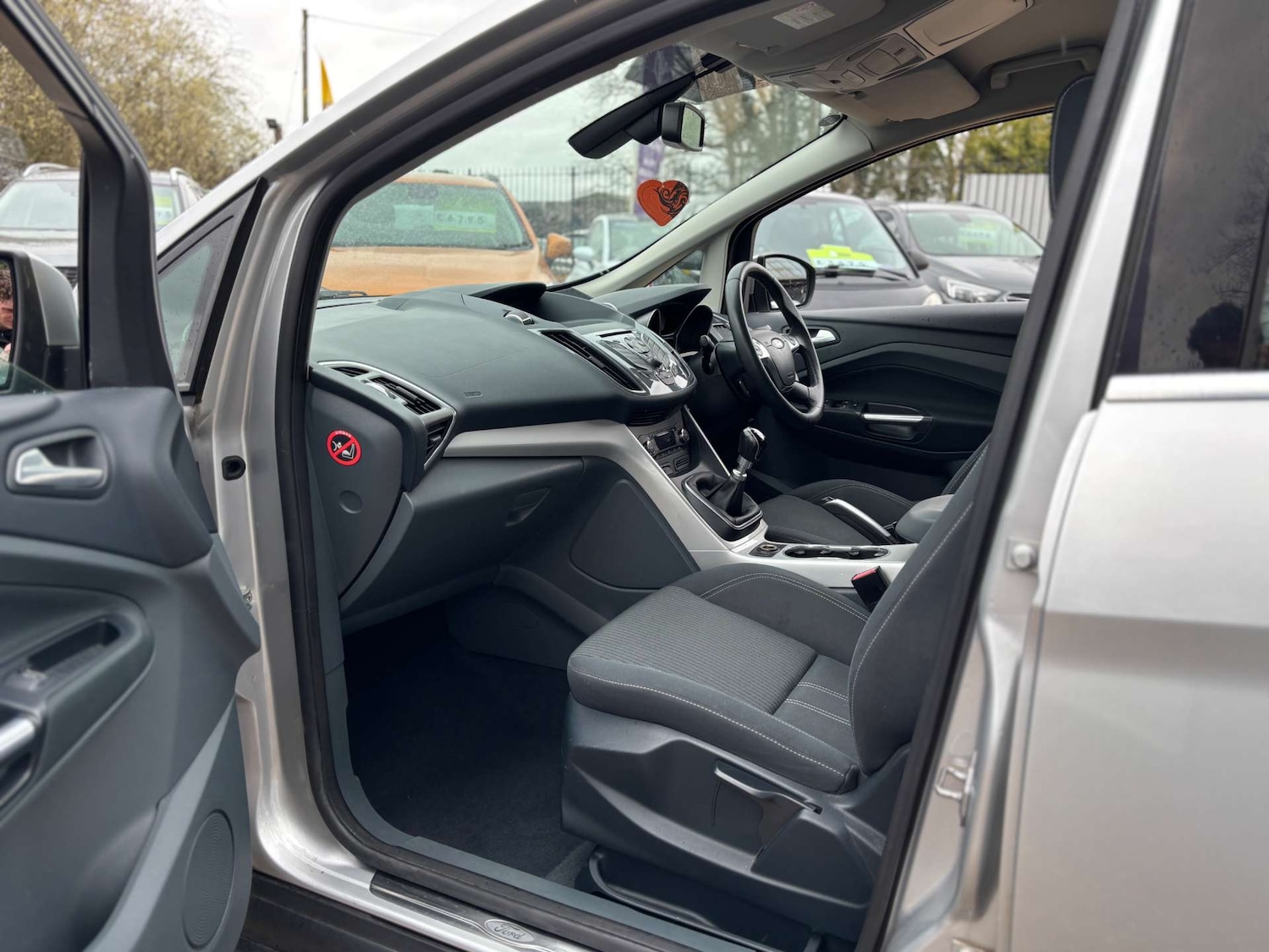 Used Ford C-Max 2011 for sale - 77989867: Photo 15