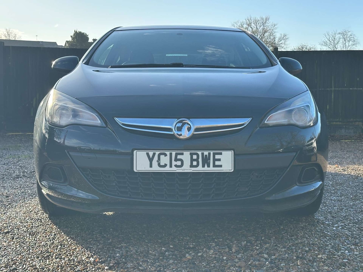 Used Vauxhall Astra 2015 for sale - 77022427: Photo 2