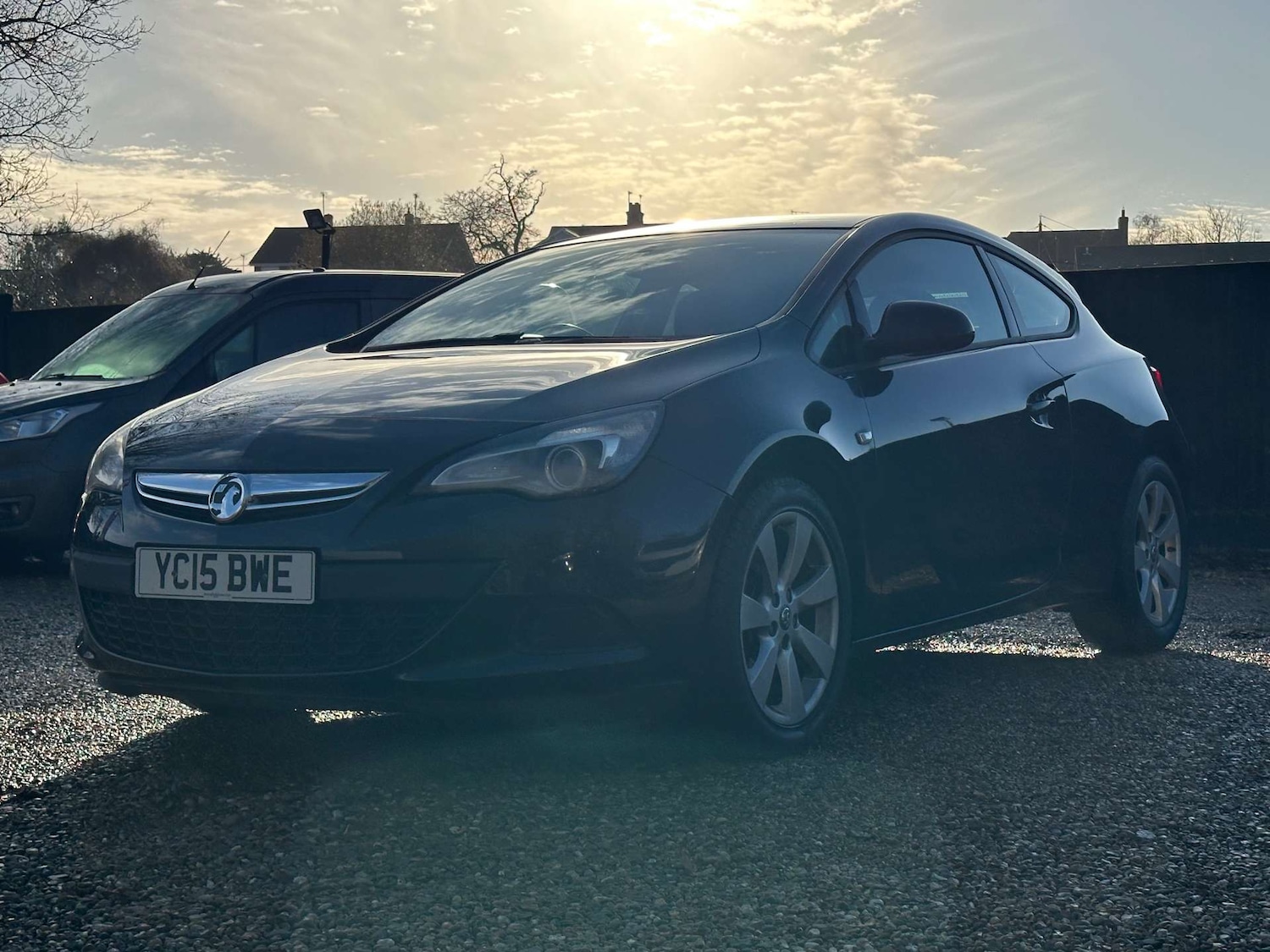 Used Vauxhall Astra 2015 for sale - 77022427: Photo 3