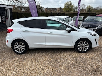 Used Ford Fiesta 2018 for sale - 78218974: Photo