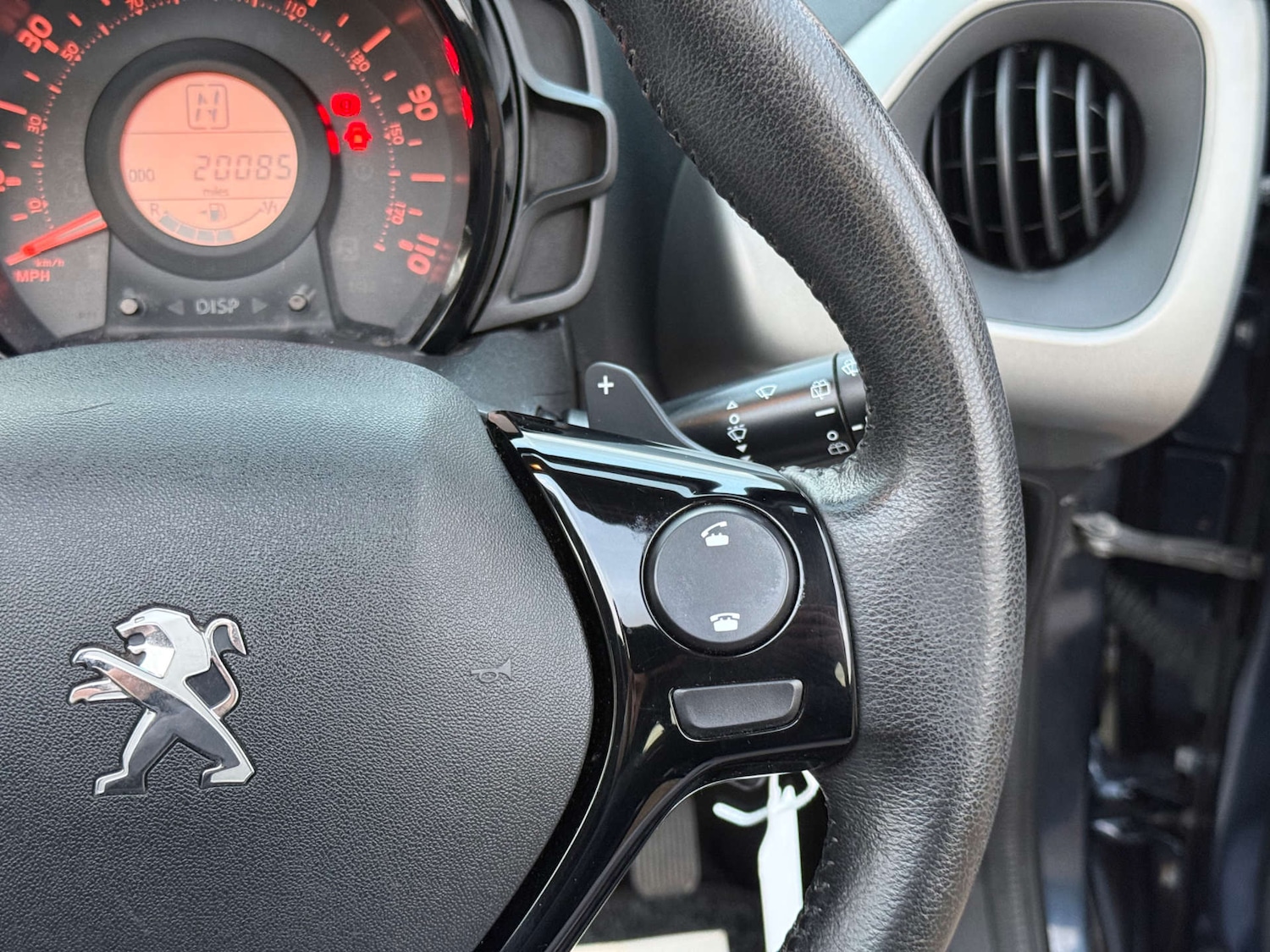 Used Peugeot 108 2015 for sale - 77483007: Photo 25