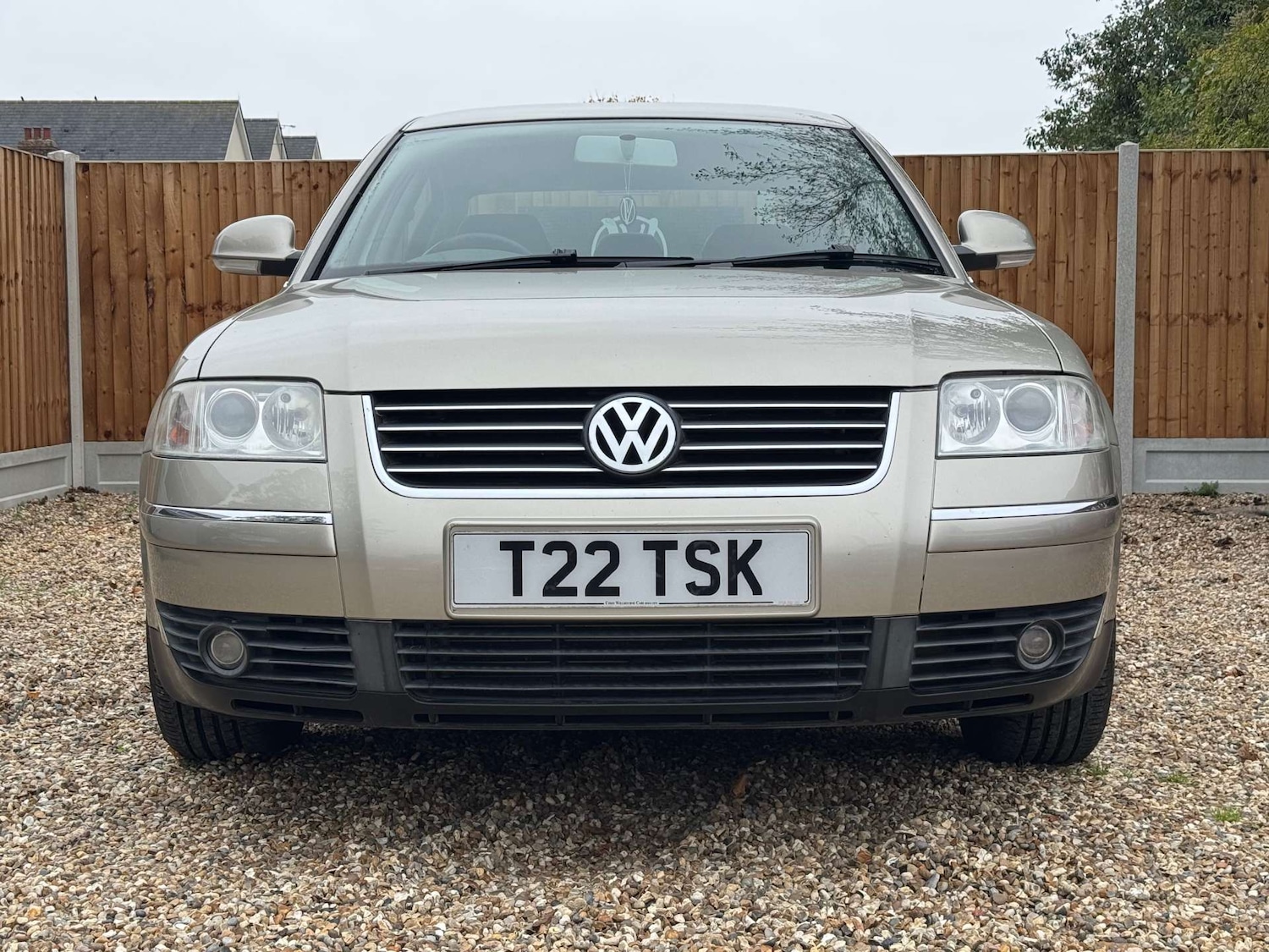 Used Volkswagen Passat 2004 for sale - 76245081: Photo 2