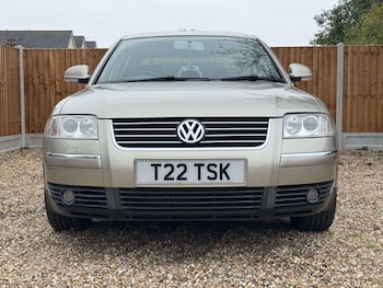 Used Volkswagen Passat 2004 for sale - 76245081: Photo
