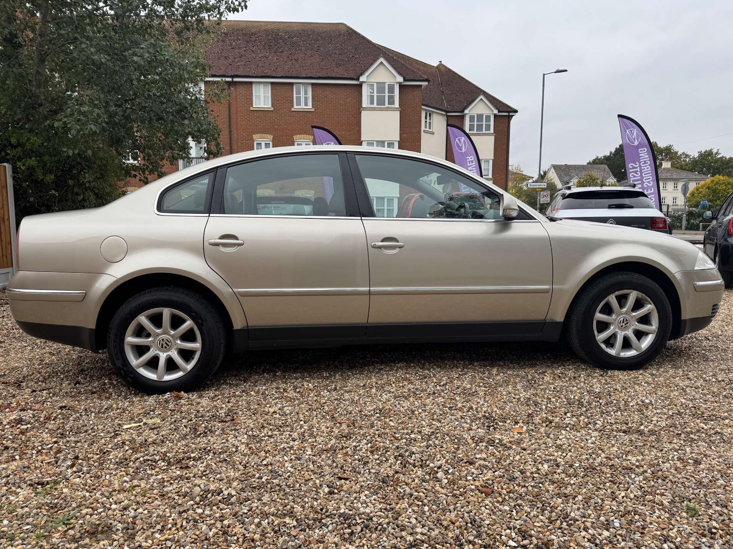 Used Volkswagen Passat 2004 for sale - 76245081: Photo 8