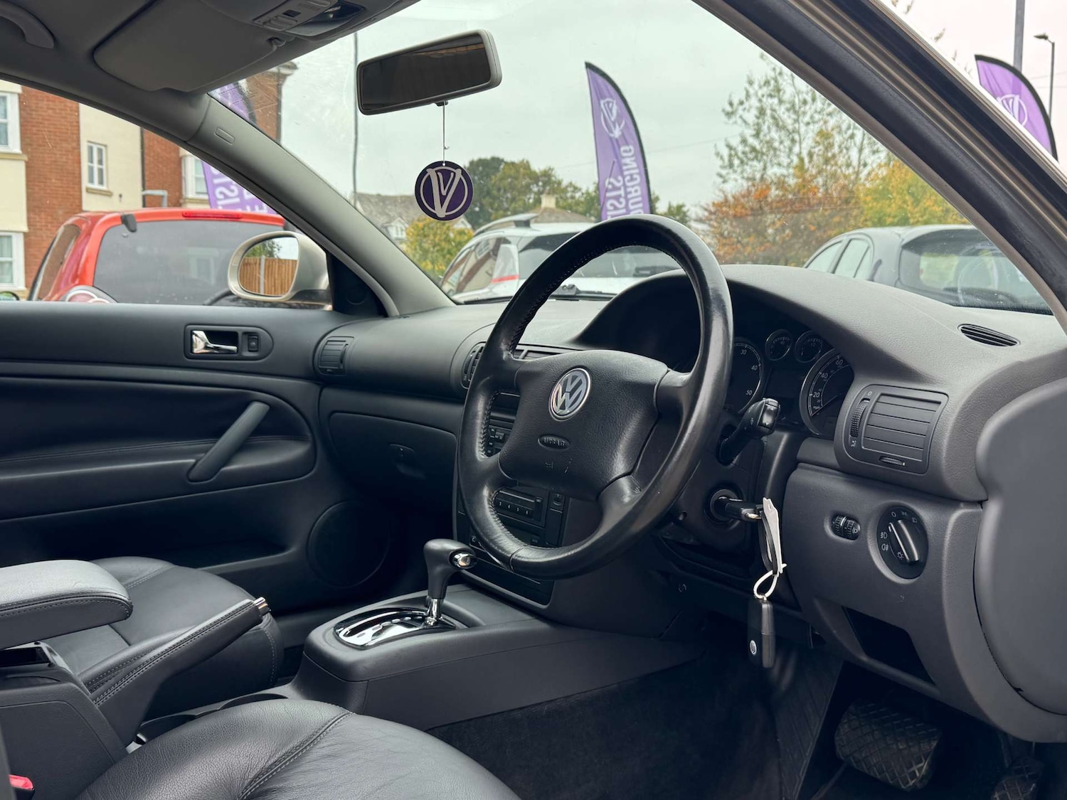 Used Volkswagen Passat 2004 for sale - 76245081: Photo 9