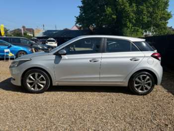 Used Hyundai i20 2015 for sale - 74695283: Photo