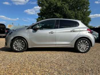 Used Peugeot 208 2017 for sale - 75287603: Photo