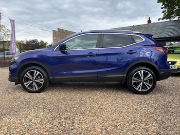 Used Nissan Qashqai 2017 for sale - 78520835: Photo