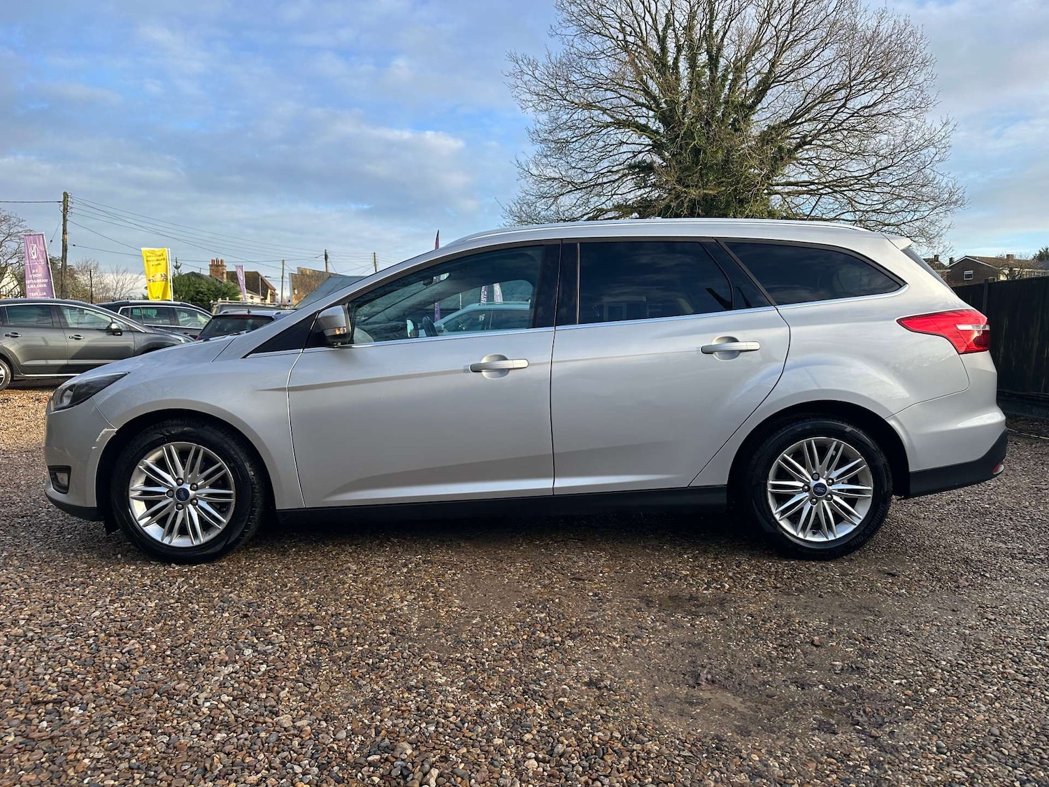 Used Ford Focus 2017 for sale - 77434603: Photo 4