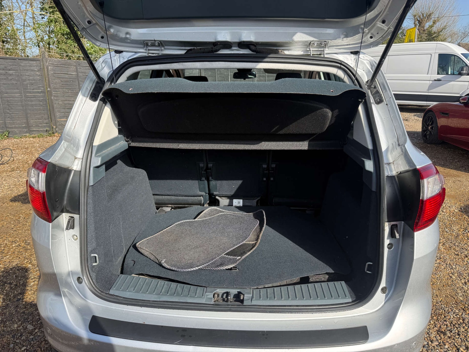 Used Ford C-Max 2015 for sale - 77655515: Photo 12