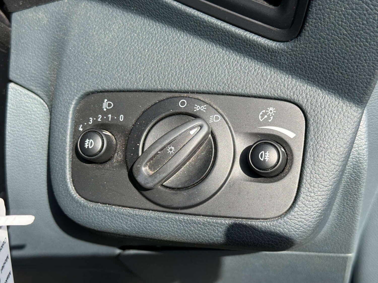 Used Ford C-Max 2015 for sale - 77655515: Photo 24