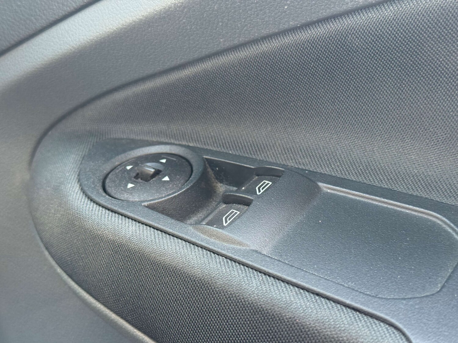 Used Ford C-Max 2015 for sale - 77655515: Photo 25