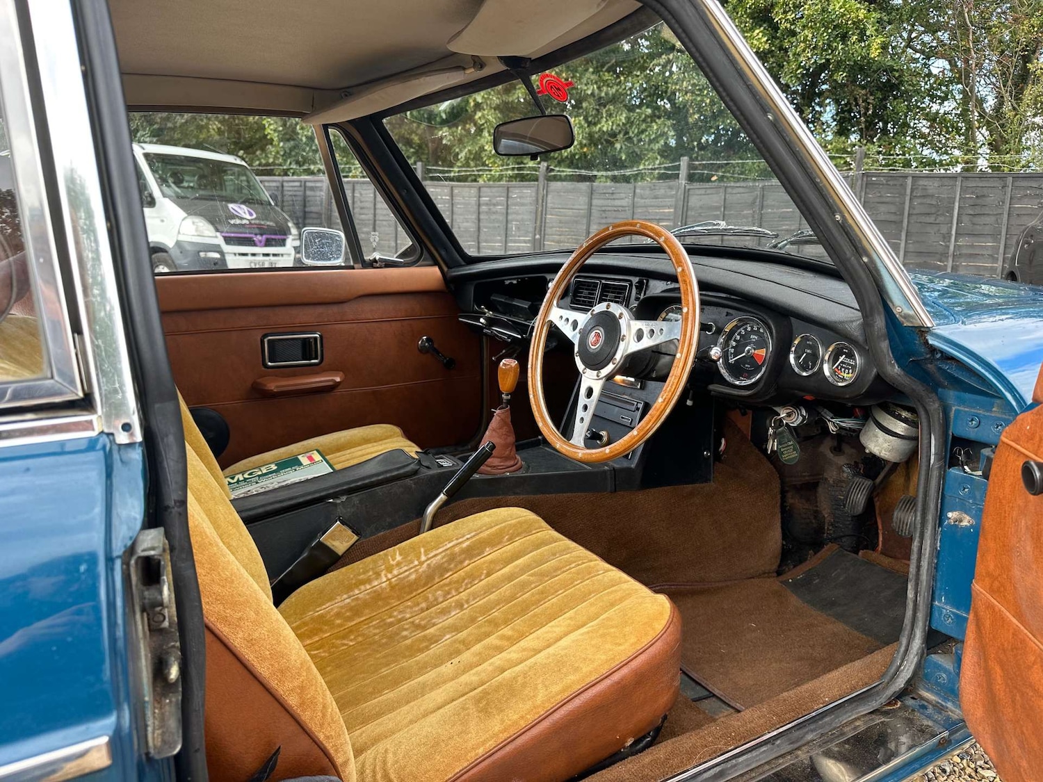 Used MG MGB GT 1974 for sale - 77115877: Photo 12