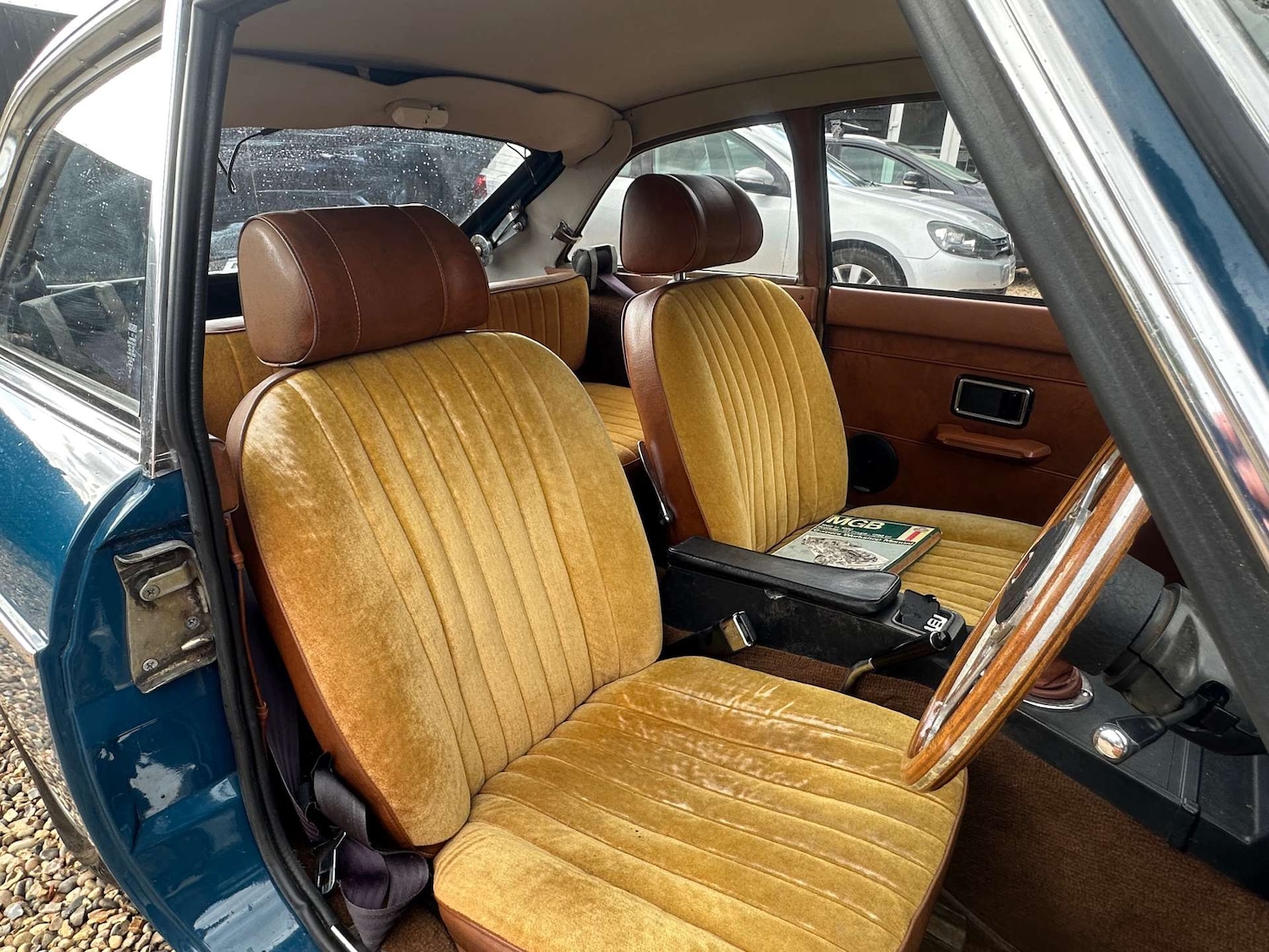 Used MG MGB GT 1974 for sale - 77115877: Photo 13