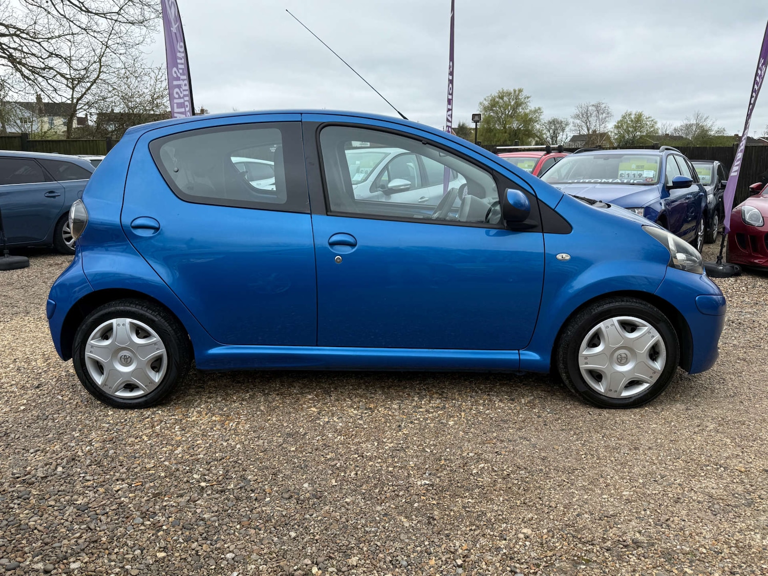 Used Toyota AYGO 2010 for sale - 78162681: Photo 8