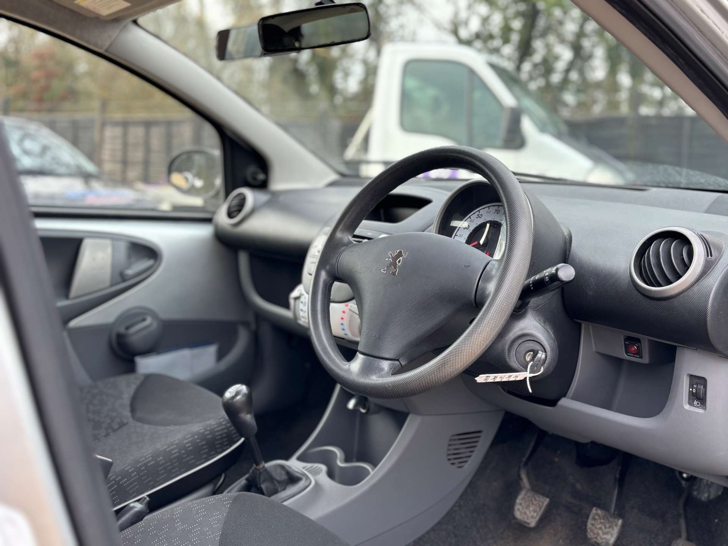 Used Peugeot 107 2010 for sale - 77903058: Photo 9