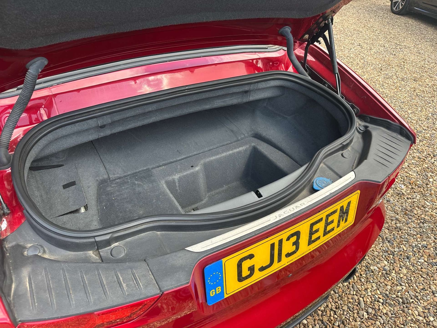 Used Jaguar F-Type 2013 for sale - 76601925: Photo 14