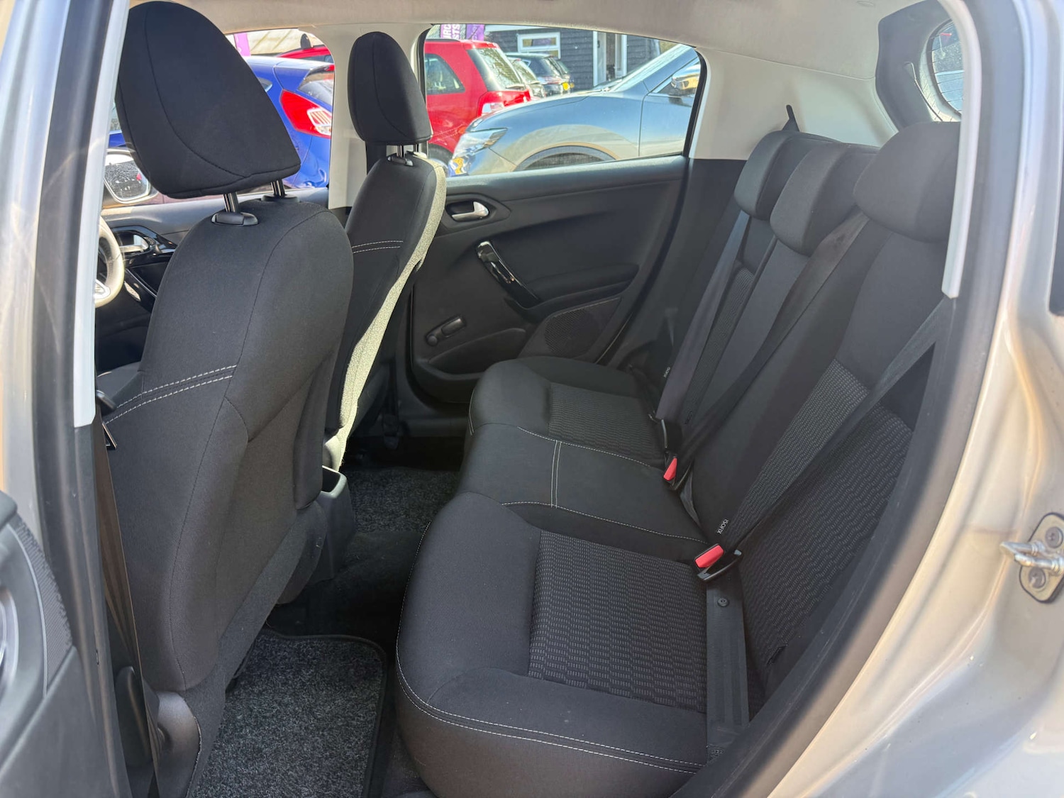 Used Peugeot 208 2016 for sale - 77655549: Photo 11