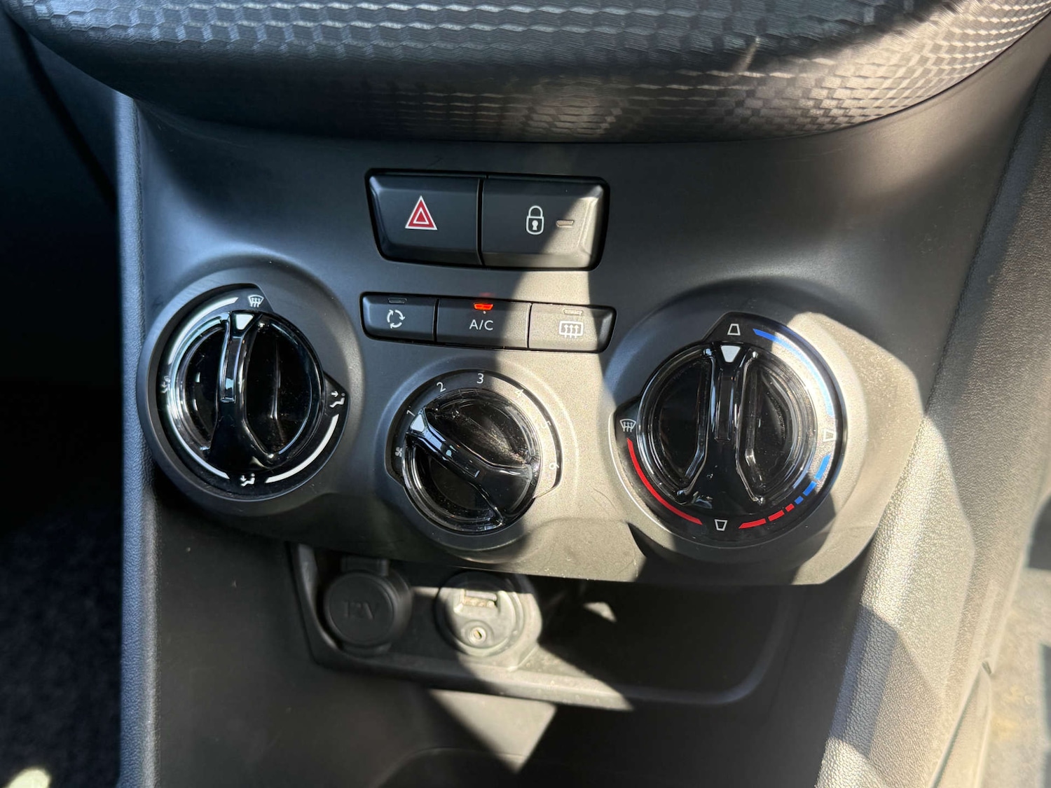 Used Peugeot 208 2016 for sale - 77655549: Photo 19