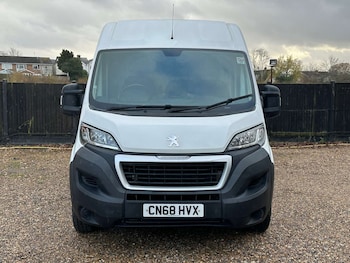 Used Peugeot Boxer 2018 for sale - 76666280: Photo