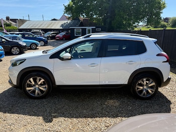 Used Peugeot 2008 2017 for sale - 75822789: Photo