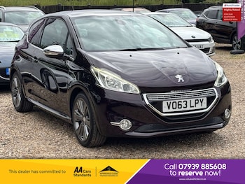 Used Peugeot 208 2013 for sale - 79260125: Photo