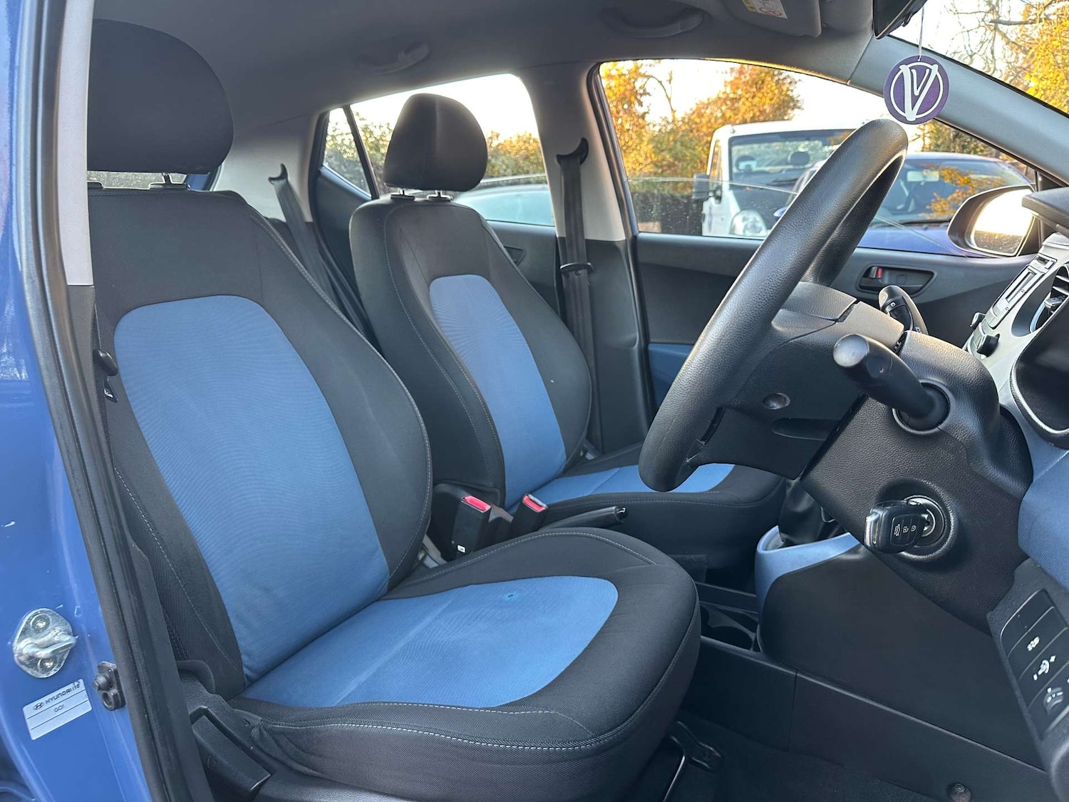 Used Hyundai i10 2016 for sale - 77101103: Photo 11