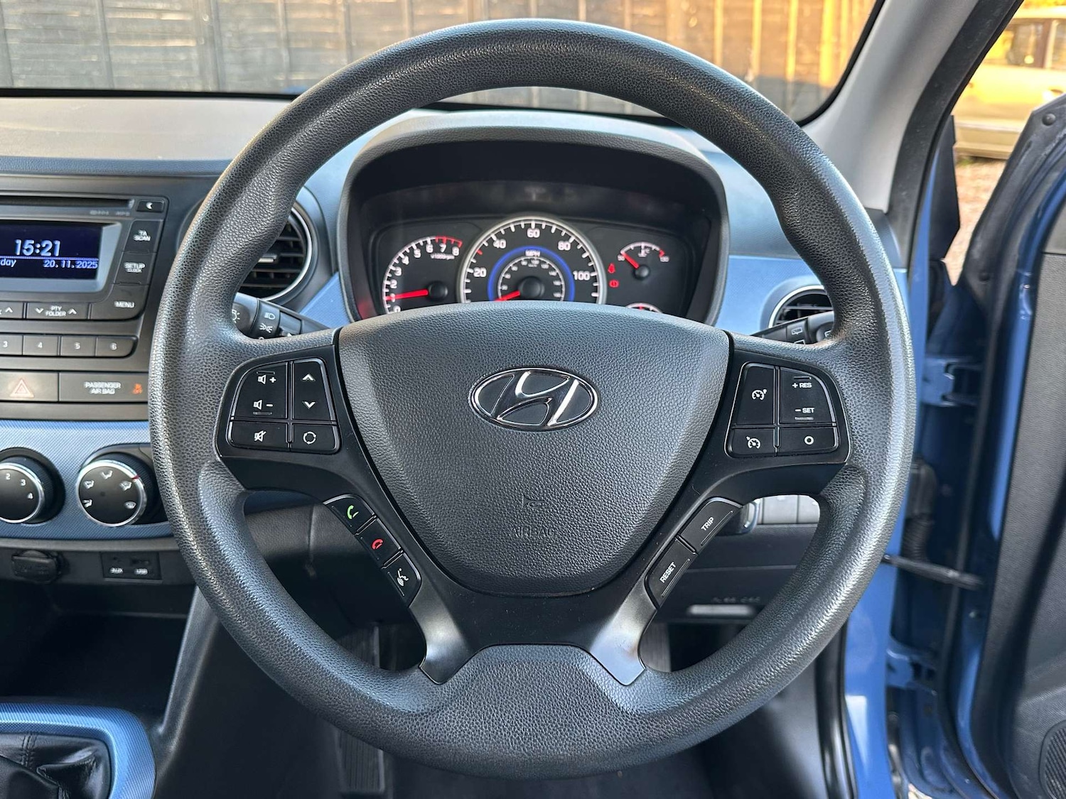 Used Hyundai i10 2016 for sale - 77101103: Photo 17