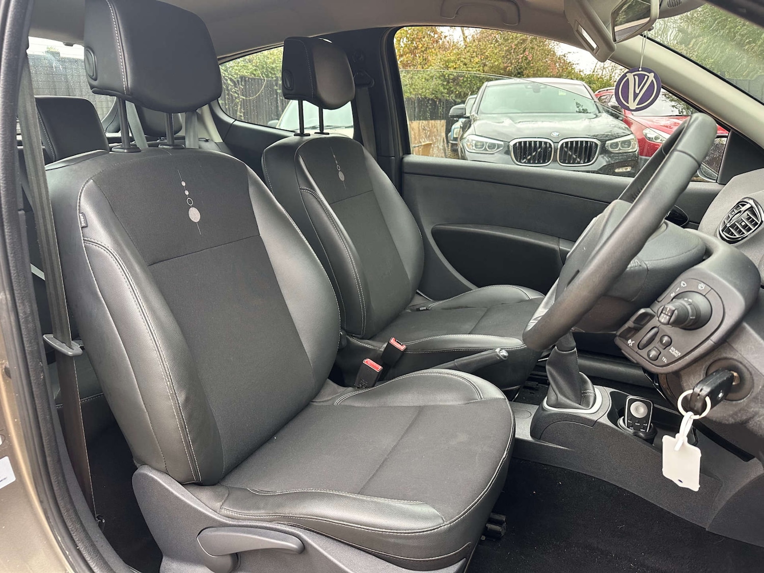 Used Renault Clio 2013 for sale - 76836441: Photo 12