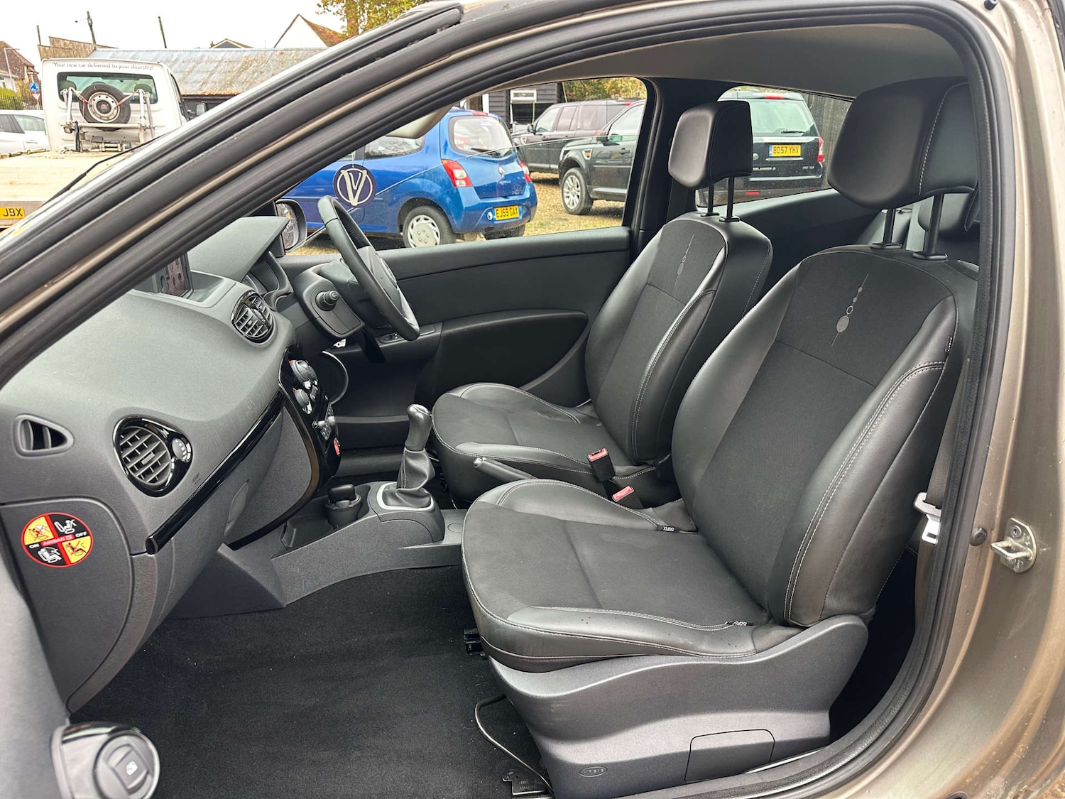 Used Renault Clio 2013 for sale - 76836441: Photo 15