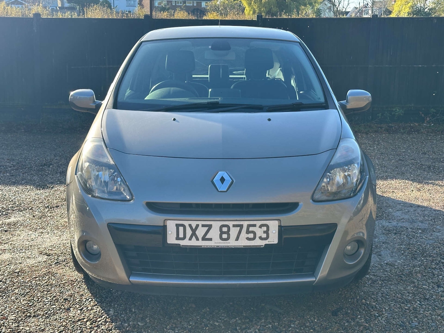 Used Renault Clio 2013 for sale - 76836441: Photo 2