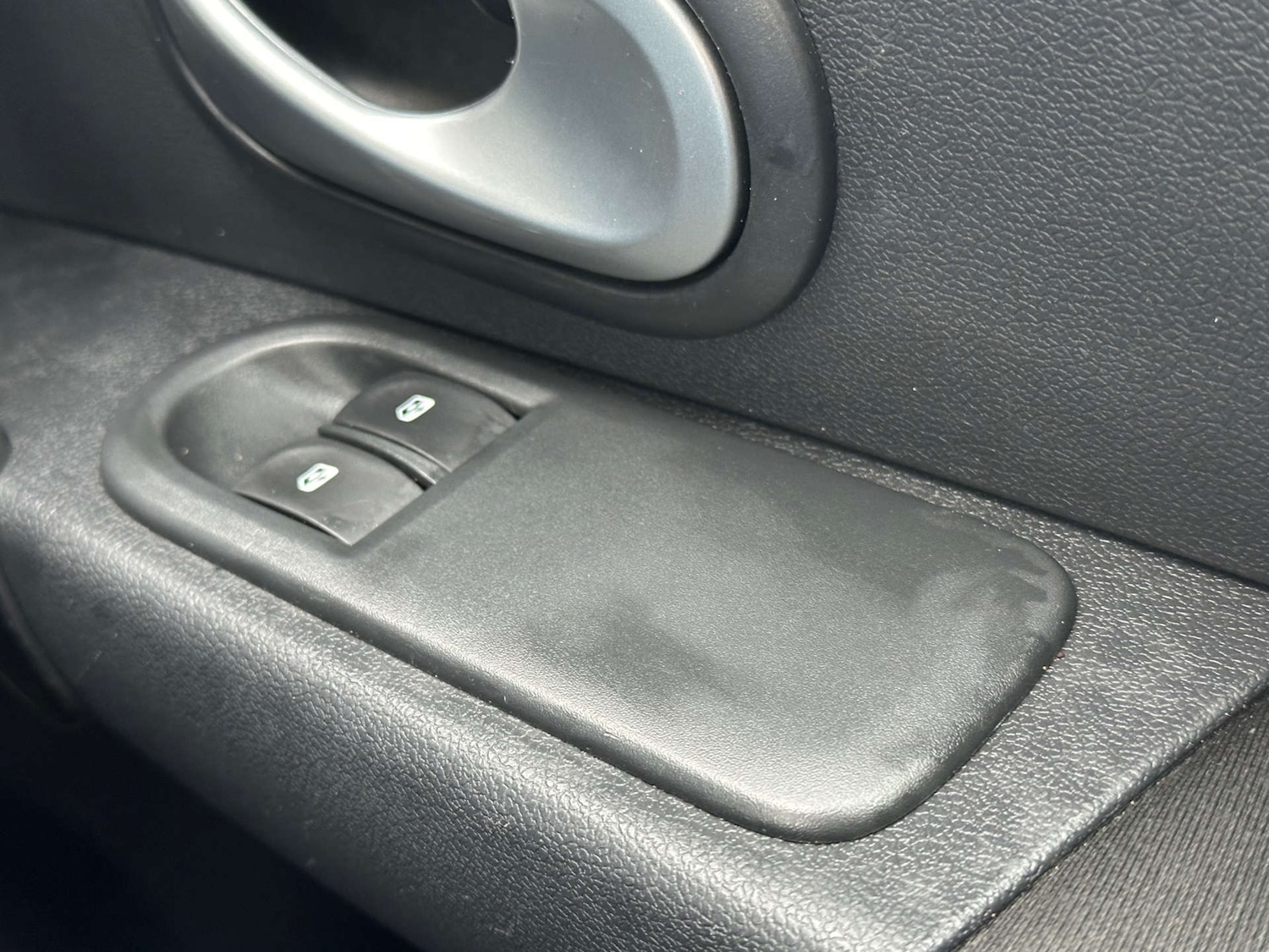 Used Renault Clio 2013 for sale - 76836441: Photo 26