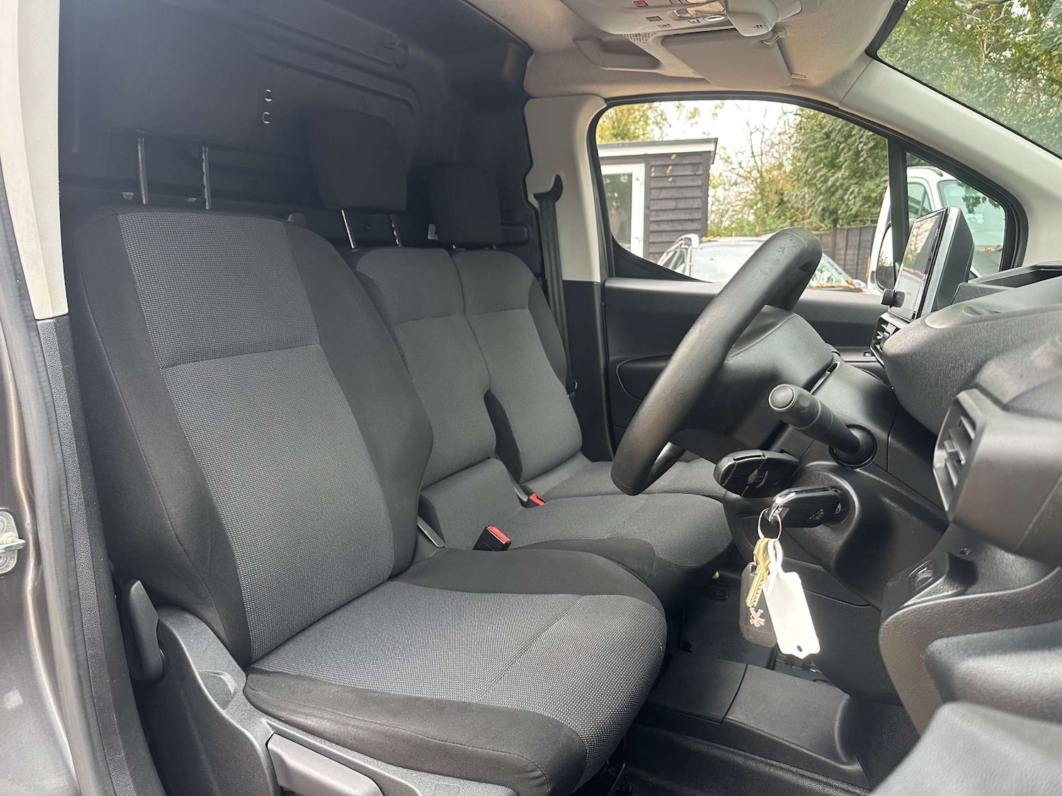 Used Peugeot Partner 2020 for sale - 76404397: Photo 12