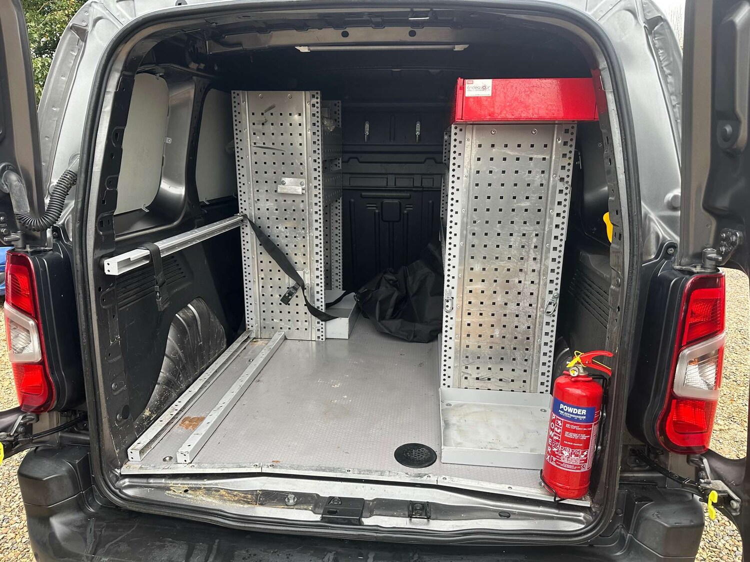 Used Peugeot Partner 2020 for sale - 76404397: Photo 13