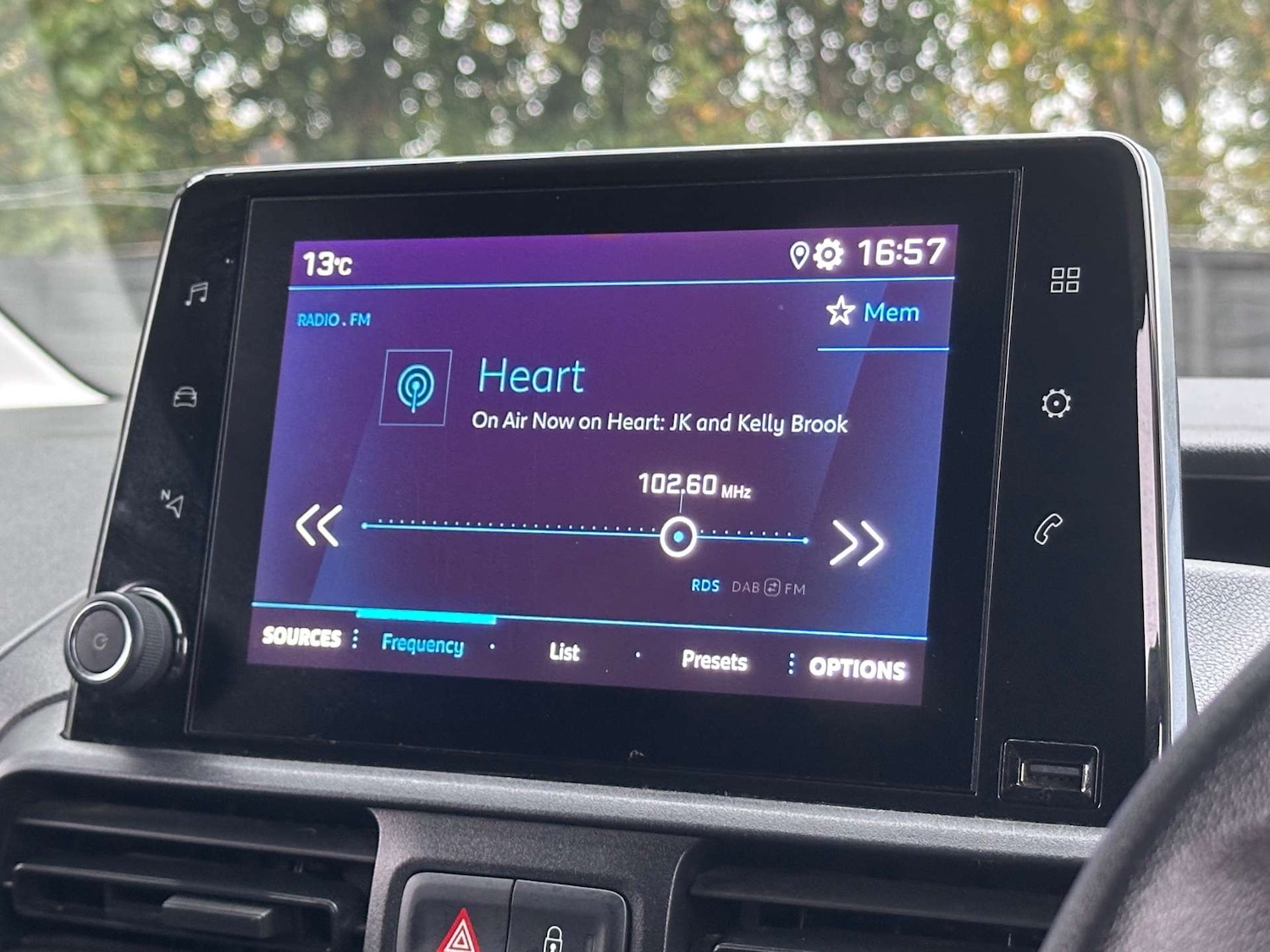 Used Peugeot Partner 2020 for sale - 76404397: Photo 22