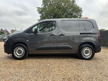 Used Peugeot Partner 2020 for sale - 76404397: Photo