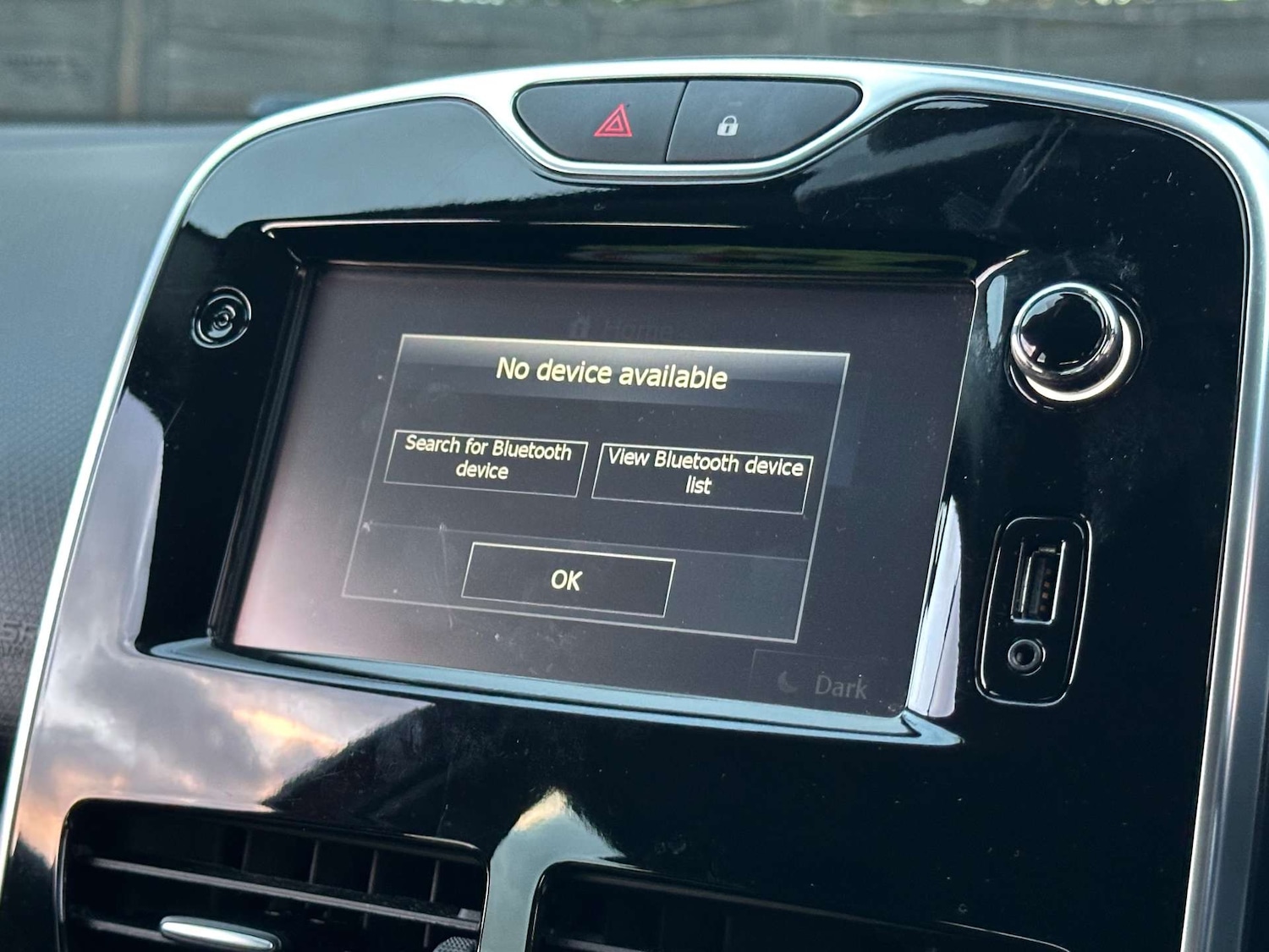 Used Renault Clio 2015 for sale - 76830115: Photo 23