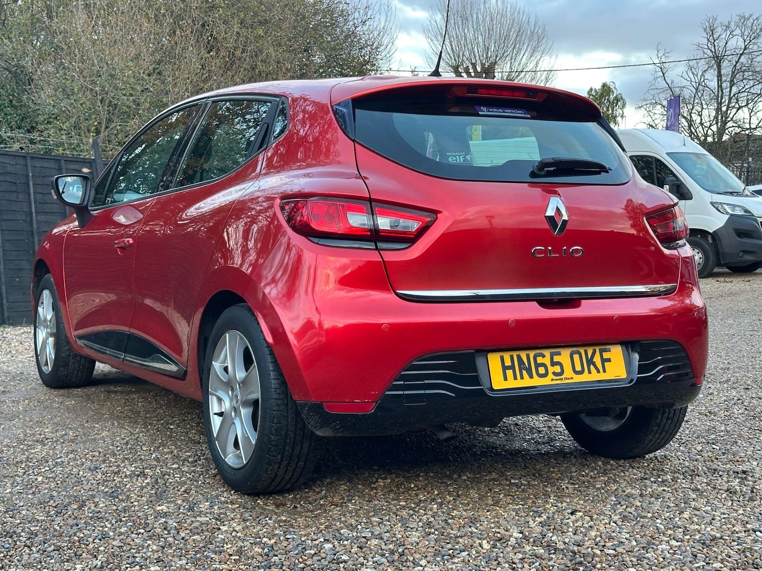 Used Renault Clio 2015 for sale - 76830115: Photo 6