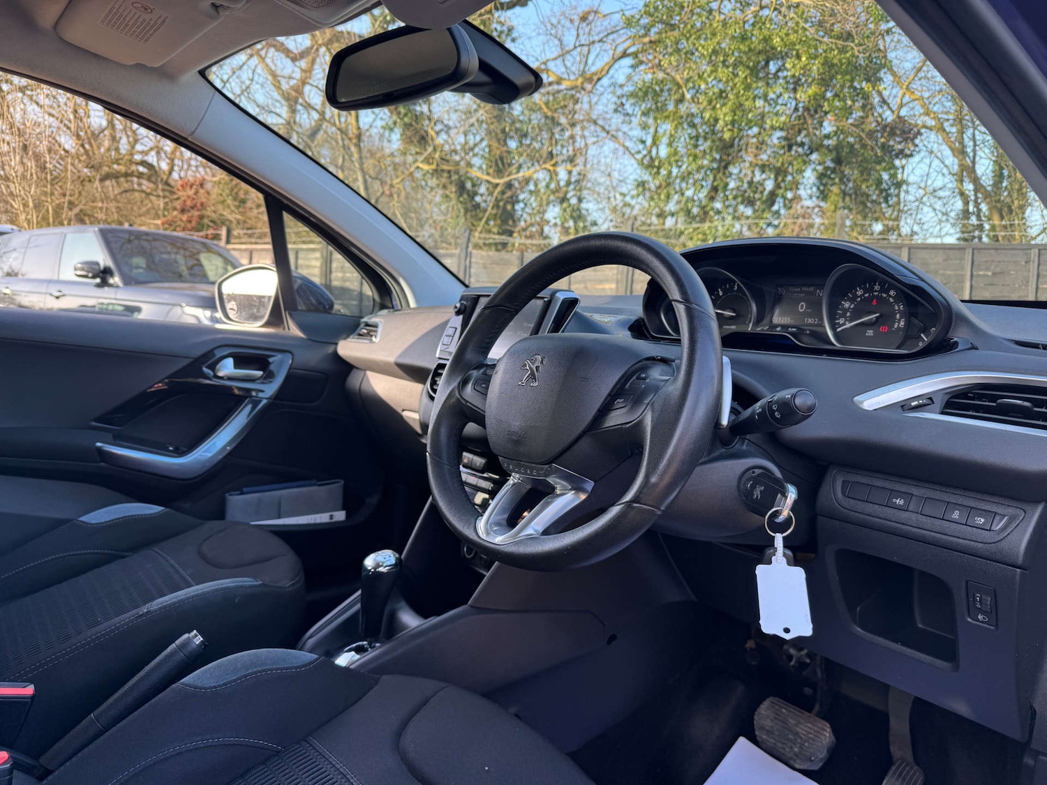 Used Peugeot 208 2013 for sale - 77792561: Photo 10