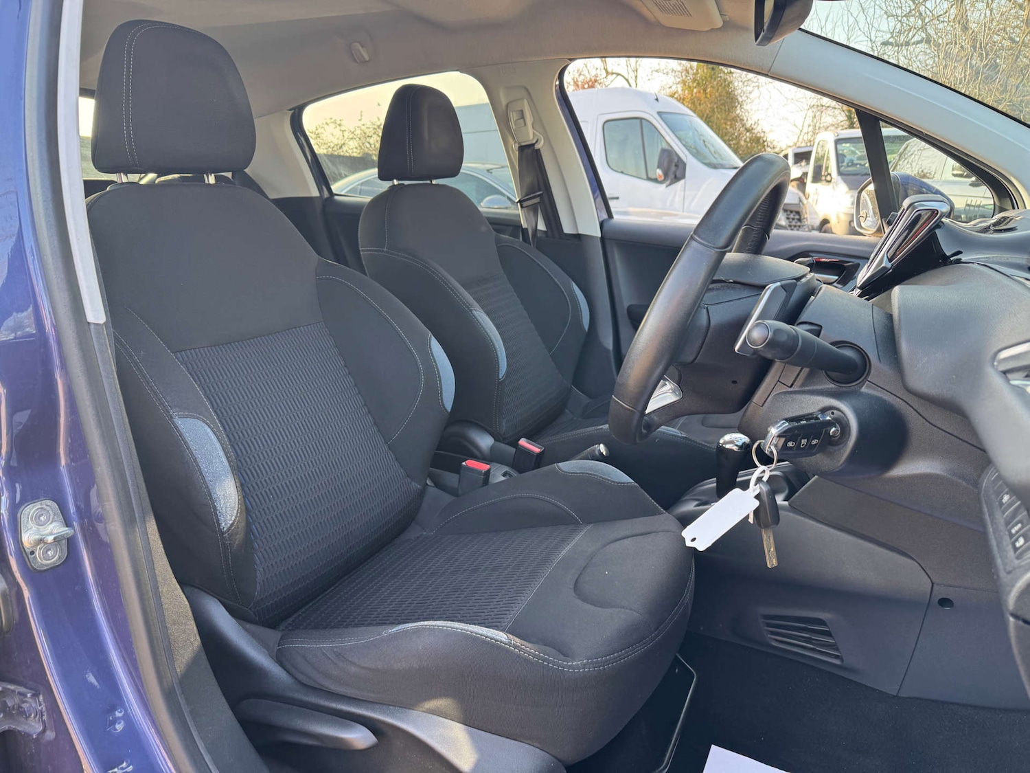 Used Peugeot 208 2013 for sale - 77792561: Photo 12